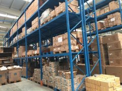 百福机器生产车间